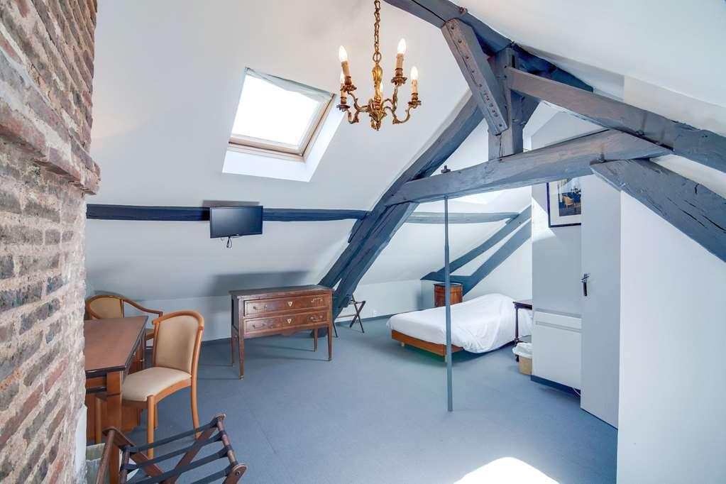 Brit Hotel Comtes De Champagne - Troyes Centre Historique Δωμάτιο φωτογραφία