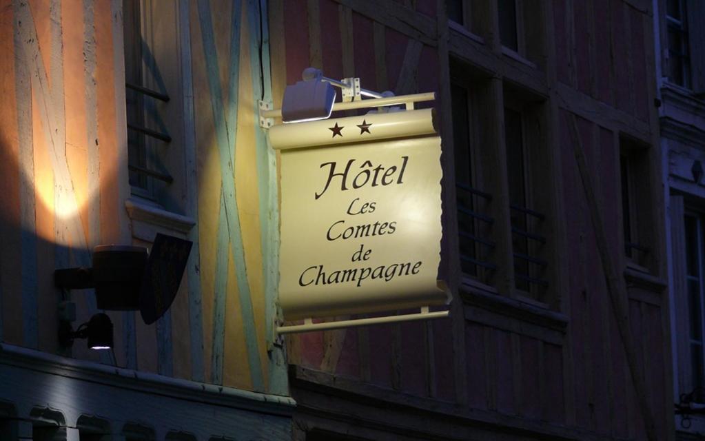 Brit Hotel Comtes De Champagne - Troyes Centre Historique Εξωτερικό φωτογραφία