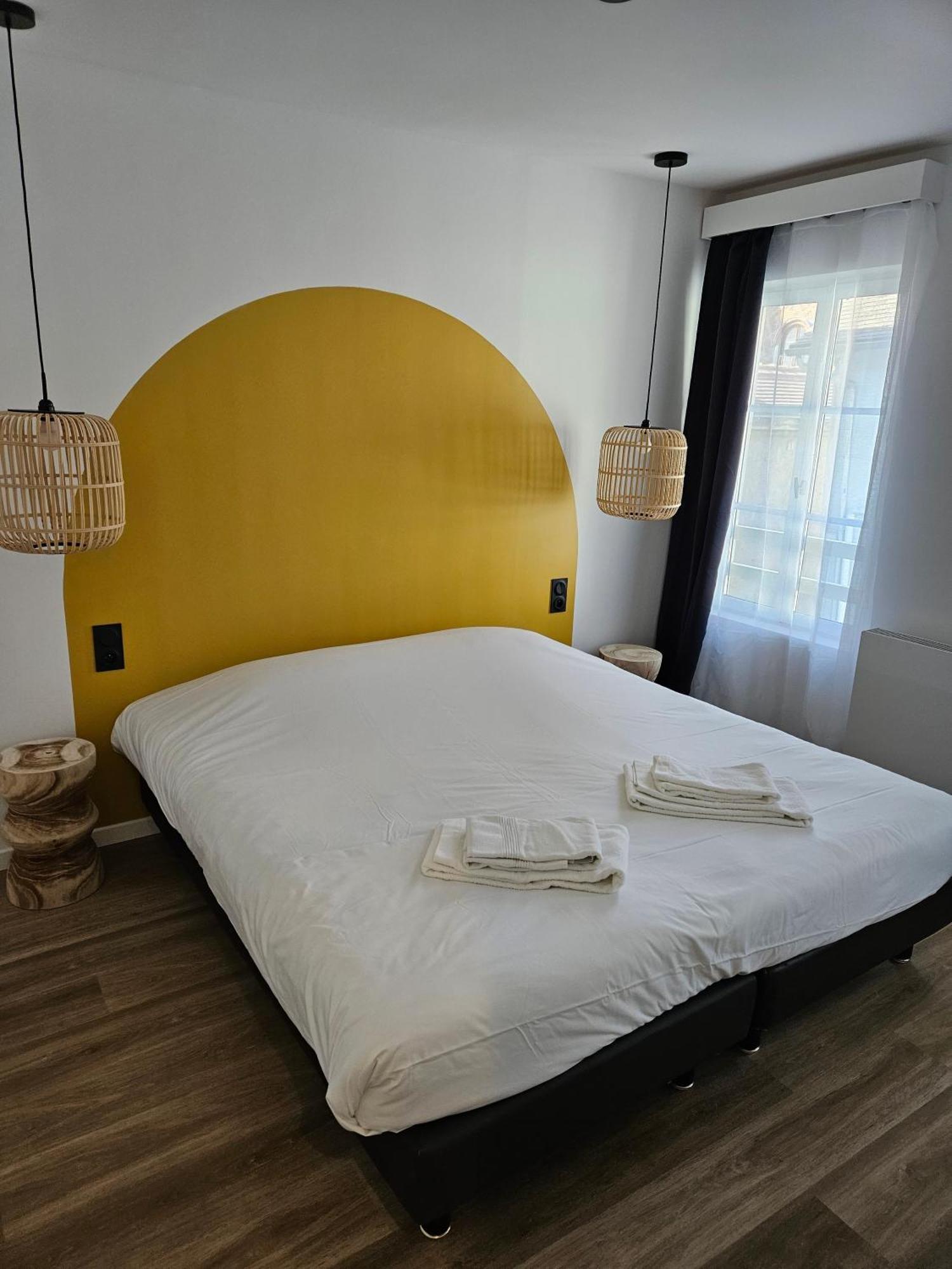 Brit Hotel Comtes De Champagne - Troyes Centre Historique Εξωτερικό φωτογραφία