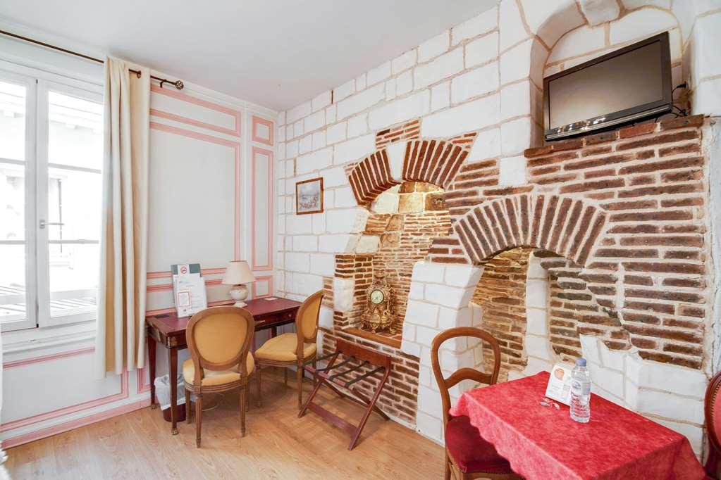 Brit Hotel Comtes De Champagne - Troyes Centre Historique Δωμάτιο φωτογραφία